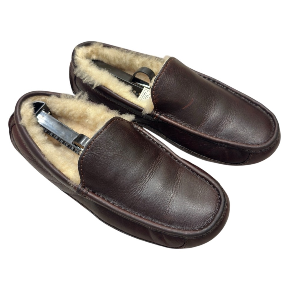 Ugg Ascot Slipper in China Tea Size 8